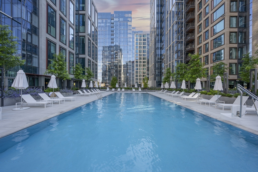 2 bed, 2 bath apartment for rent at 131 Seaport Blvd Unit PH-3, Seaport District — photo 13 of 16