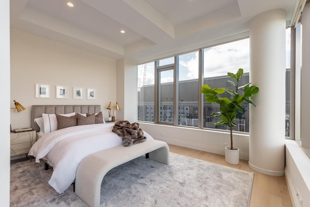 2 bed, 2 bath apartment for rent at 131 Seaport Blvd Unit PH-3, Seaport District — photo 11 of 16