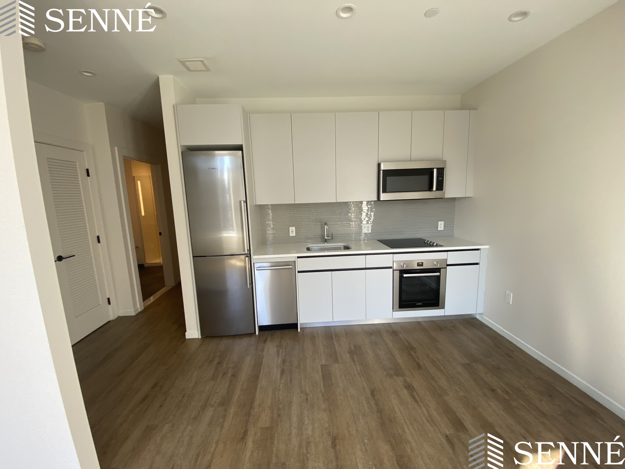 Studio bed, 1 bath apartment for rent at 131 Seaport Blvd Unit S39, Seaport District — photo 8 of 9