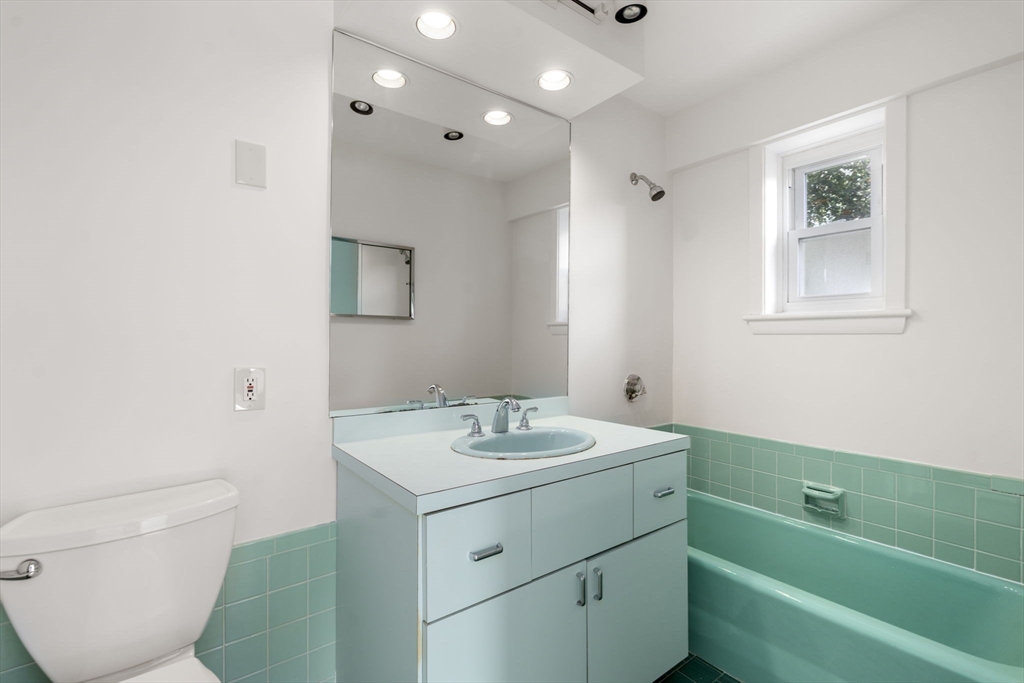 2 bed, 2 bath apartment for rent at 131 Sewall Ave Unit 57, Coolidge Corner — photo 14 of 21