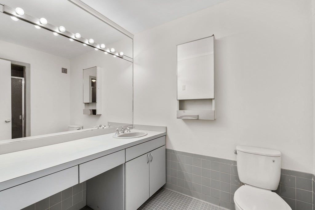 2 bed, 2 bath apartment for rent at 131 Sewall Ave Unit 57, Coolidge Corner — photo 10 of 21