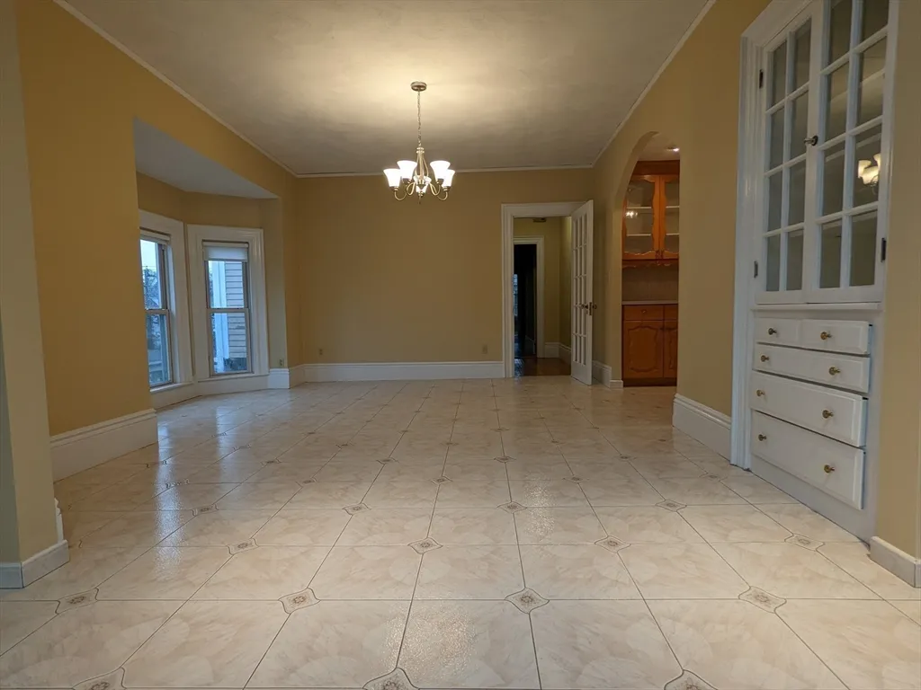 4 bed, 2 bath apartment for rent at 131 Summer Unit 2, Malden — photo 7 of 25