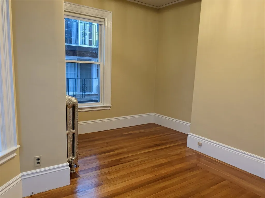 4 bed, 2 bath apartment for rent at 131 Summer Unit 2, Malden — photo 16 of 25