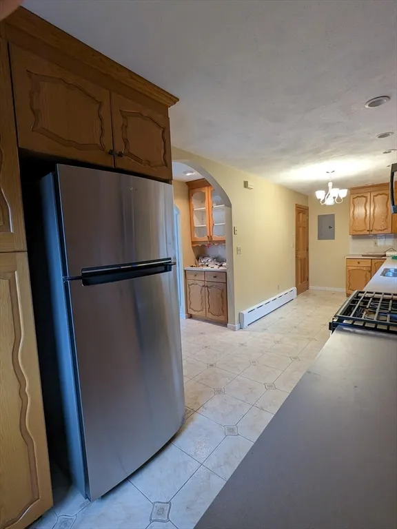 4 bed, 2 bath apartment for rent at 131 Summer Unit 2, Malden — photo 3 of 25