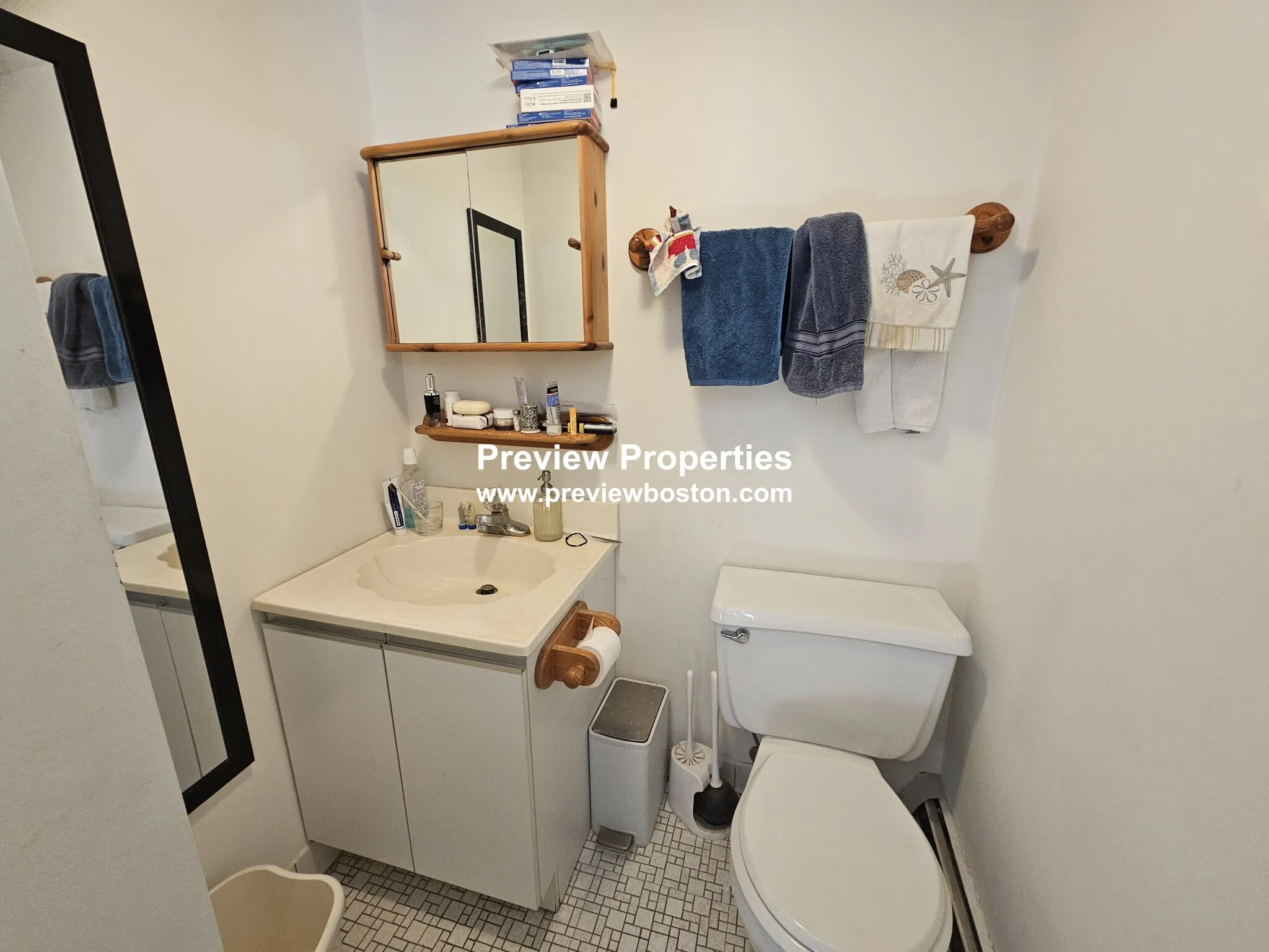 2 bed, 1.5 bath apartment for rent at 131 Sutherland Rd Unit 2, Brighton — photo 13 of 15