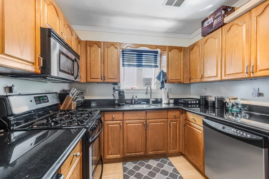 2 bed, 1 bath apartment for rent at 131 Sydney St Unit 2, Dorchester — photo 10 of 23