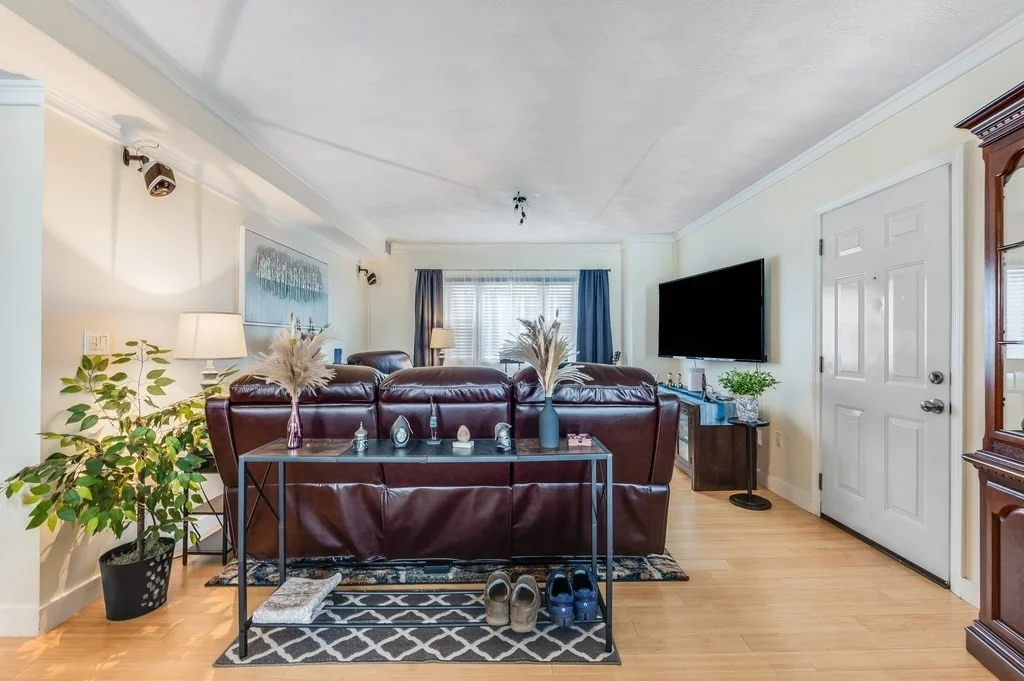 2 bed, 1 bath apartment for rent at 131 Sydney St Unit 2, Dorchester — photo 4 of 23