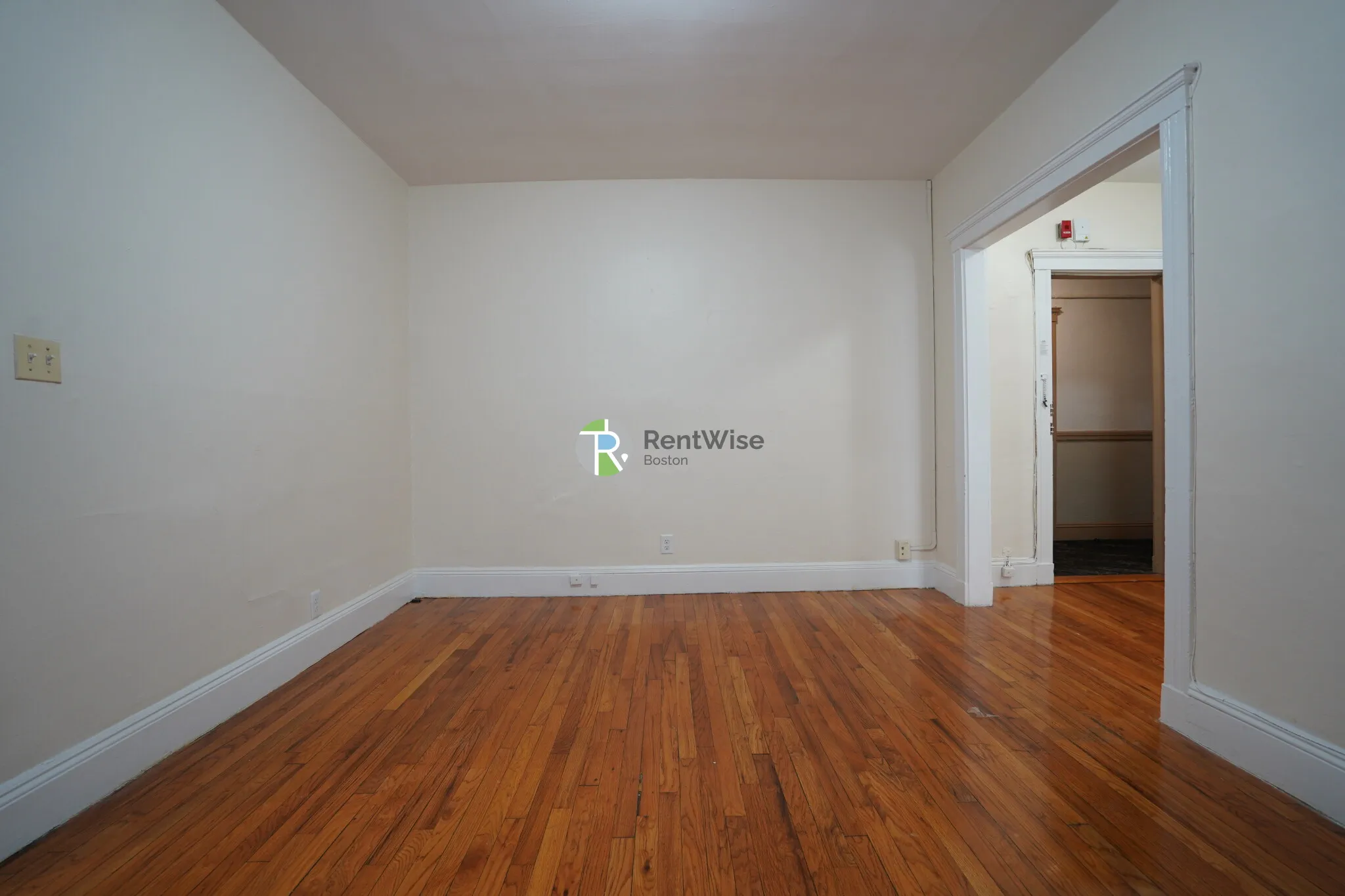 1 bed, 1 bath apartment for rent at 131 Washington St Unit 35, Brighton — photo 3 of 11