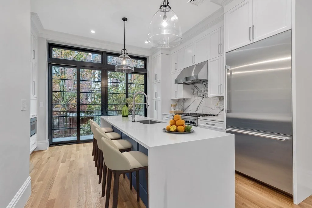 4 bed, 3 bath apartment for rent at 131 West Newton St, South End — photo 3 of 33