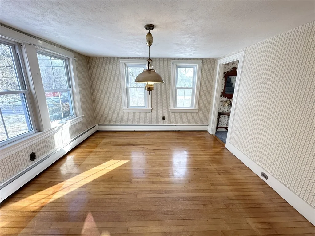 3 bed, 2 bath apartment for rent at 1311 Broadway, Haverhill — photo 7 of 23