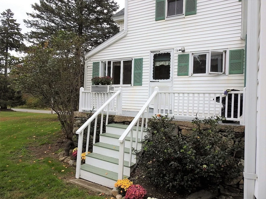 3 bed, 2 bath apartment for rent at 1311 Broadway, Haverhill — photo 4 of 23
