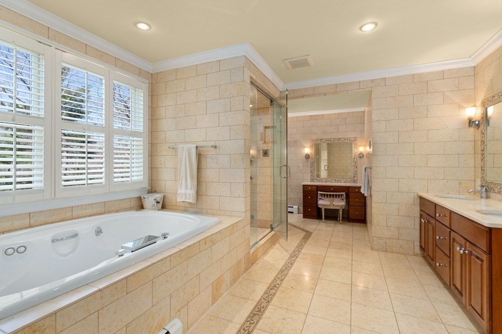 6 bed, 4+ bath apartment for rent at 1311 Central Ave, Needham — photo 12 of 18