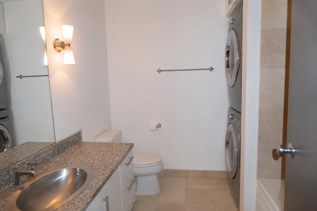 1 bed, 1 bath apartment for rent at 1313 Washington St Unit 210, South End — photo 14 of 23