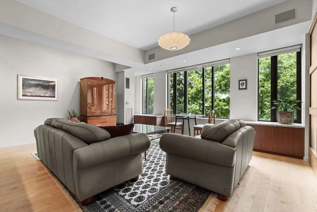 2 bed, 1 bath apartment for rent at 1313 Washington St Unit 305, South End — photo 4 of 24
