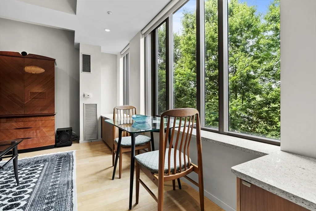 2 bed, 1 bath apartment for rent at 1313 Washington St Unit 305, South End — photo 3 of 24