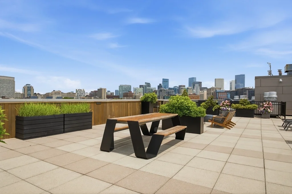 1 bed, 1 bath apartment for rent at 1313 Washington St Unit 414, South End — photo 15 of 32