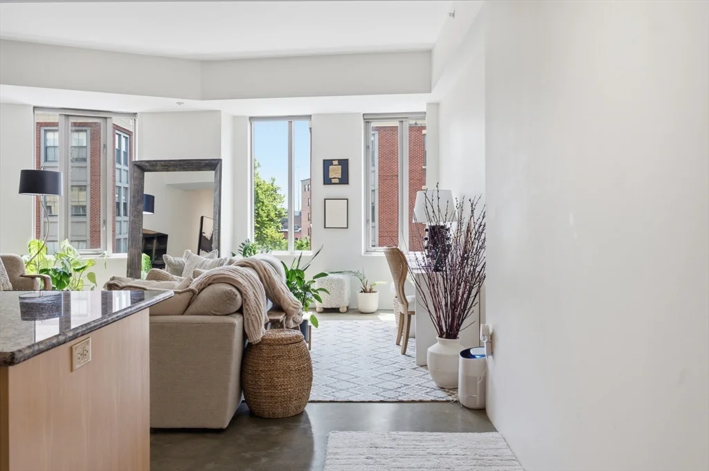 1 bed, 1 bath apartment for rent at 1313 Washington St Unit 414, South End — photo 8 of 32
