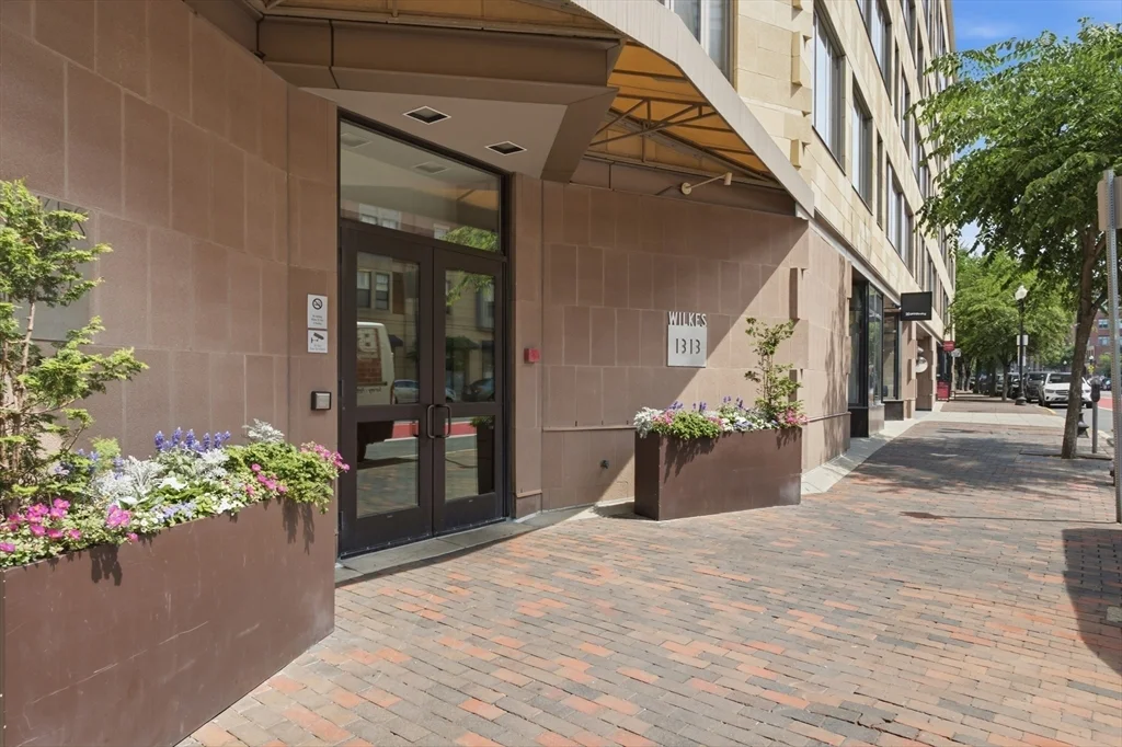 1 bed, 1 bath apartment for rent at 1313 Washington St Unit 414, South End — photo 30 of 32