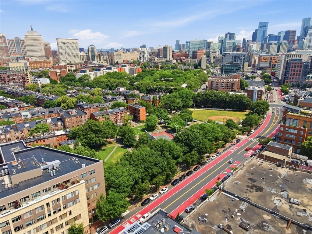 1 bed, 1 bath apartment for rent at 1313 Washington St Unit 414, South End — photo 4 of 32