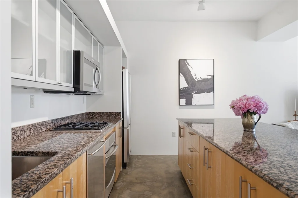 1 bed, 1 bath apartment for rent at 1313 Washington St Unit 414, South End — photo 10 of 32