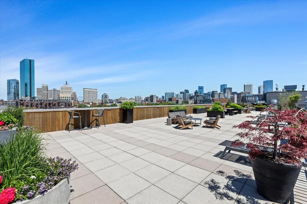 2 bed, 1 bath apartment for rent at 1313 Washington Unit 204, South End — photo 19 of 28