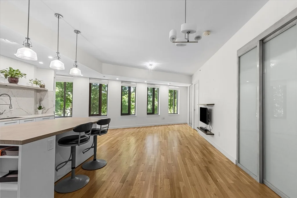 2 bed, 1 bath apartment for rent at 1313 Washington Unit 204, South End — photo 2 of 28