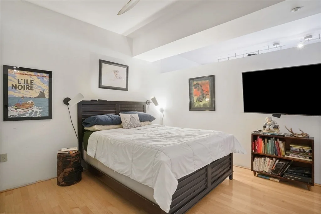 1 bed, 1 bath apartment for rent at 1313 Washington Unit 215, South End — photo 15 of 19