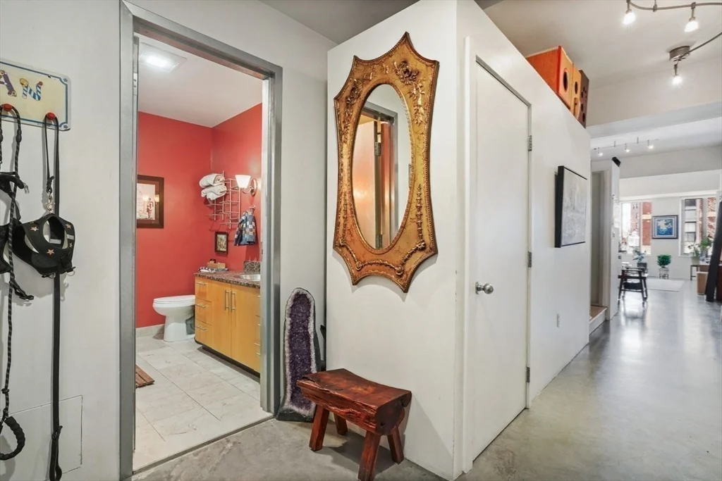 1 bed, 1 bath apartment for rent at 1313 Washington Unit 215, South End — photo 12 of 19