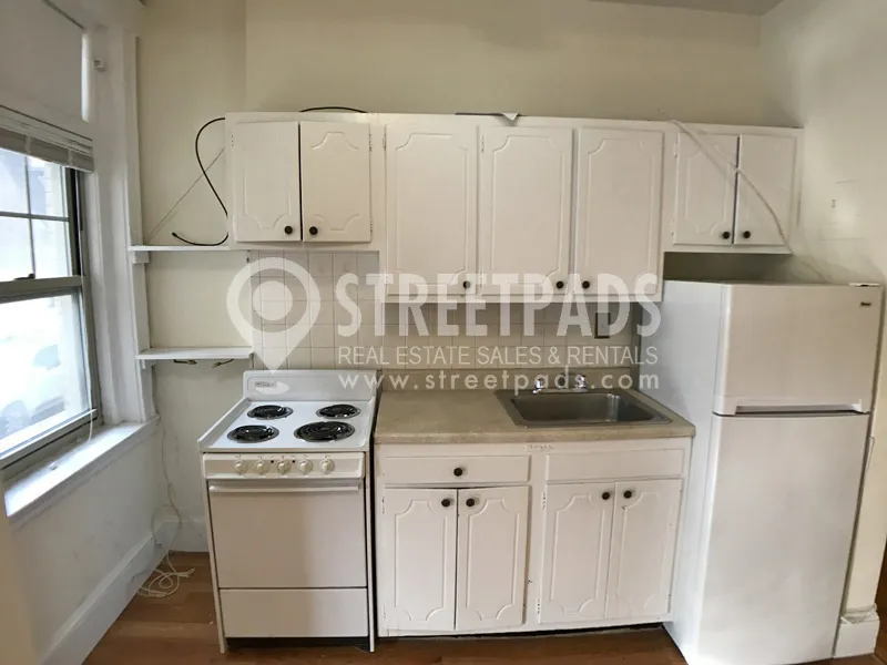1 bed, 1 bath apartment for rent at 1315 Commonwealth Ave Unit 105, Allston — photo 14 of 21
