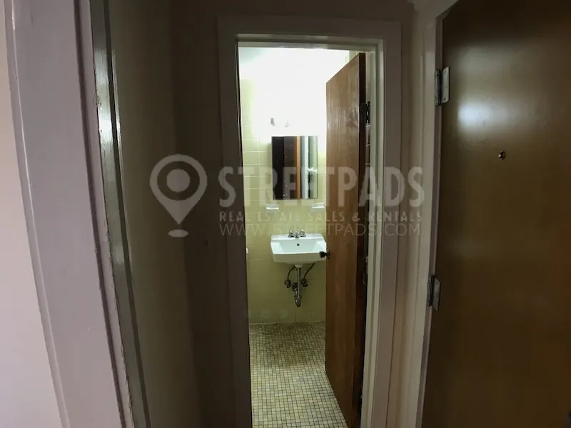 1 bed, 1 bath apartment for rent at 1315 Commonwealth Ave Unit 206, Allston — photo 5 of 21