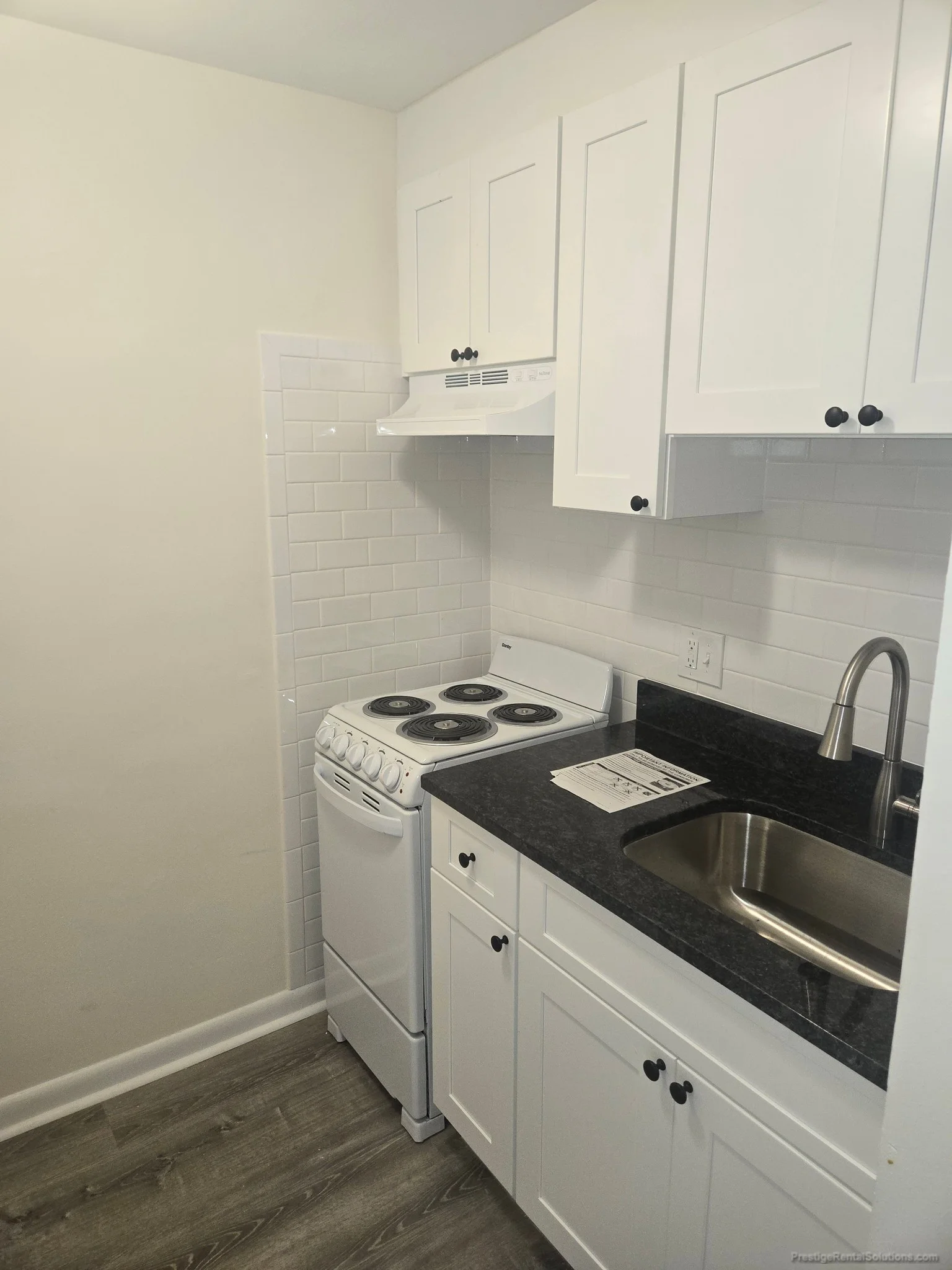 1 bed, 1 bath apartment for rent at 1315 Commonwealth Ave Unit 304, Allston — photo 8 of 10