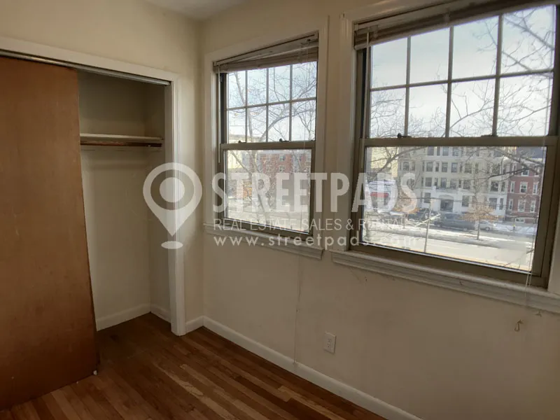 1 bed, 1 bath apartment for rent at 1315 Commonwealth Ave Unit 304, Allston — photo 14 of 23