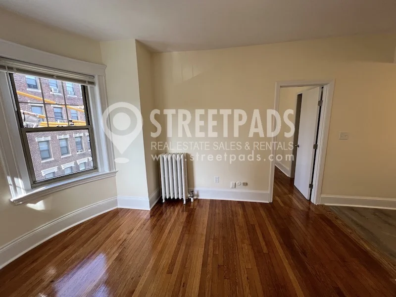 1 bed, 1 bath apartment for rent at 1315 Commonwealth Ave Unit 307, Allston — photo 8 of 17