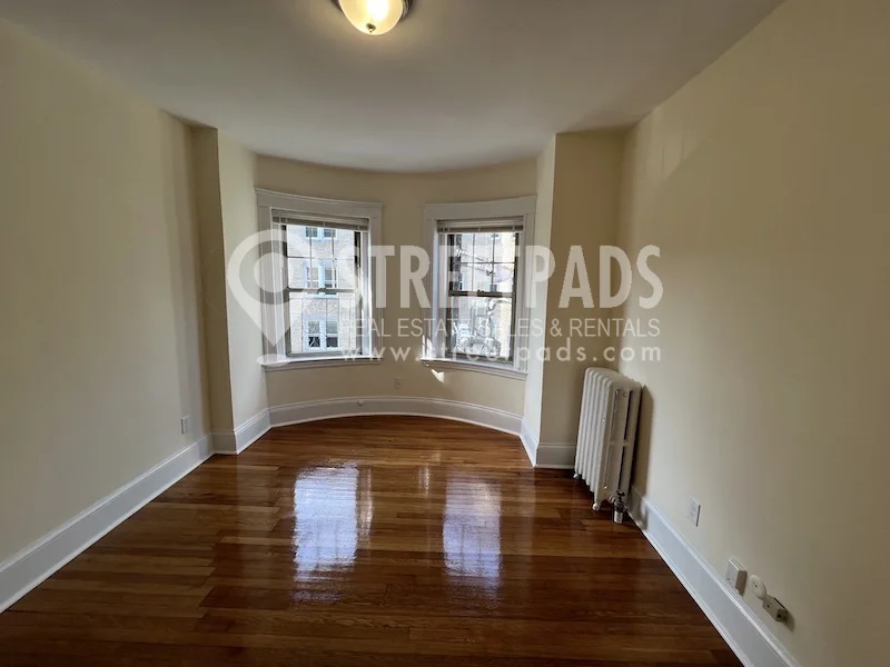 1 bed, 1 bath apartment for rent at 1315 Commonwealth Ave Unit 307, Allston — photo 6 of 17