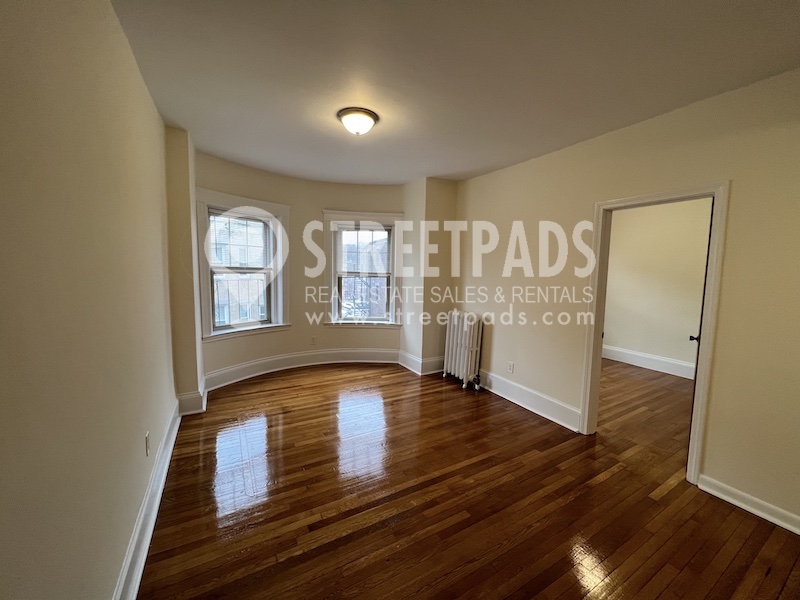 1 bed, 1 bath apartment for rent at 1315 Commonwealth Ave Unit 407, Allston — photo 2 of 29