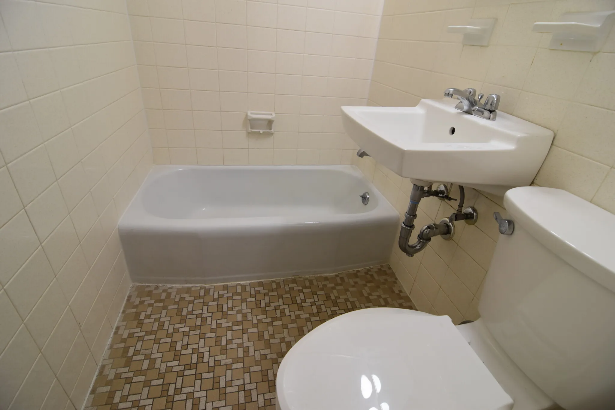 1 bed, 1 bath apartment for rent at 1315 Commonwealth Ave Unit 507, Allston — photo 3 of 6