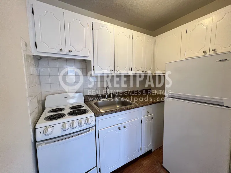 1 bed, 1 bath apartment for rent at 1315 Commonwealth Ave Unit 507, Allston — photo 7 of 25