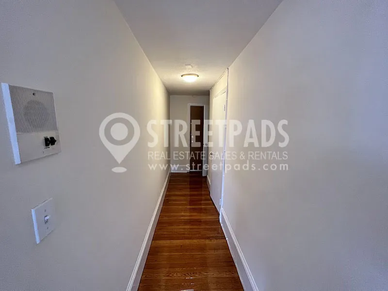 1 bed, 1 bath apartment for rent at 1315 Commonwealth Ave Unit 507, Allston — photo 14 of 25