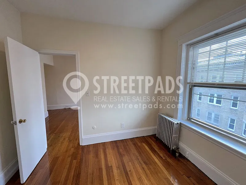 1 bed, 1 bath apartment for rent at 1315 Commonwealth Ave Unit 507, Allston — photo 11 of 25