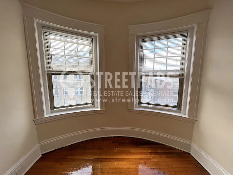 1 bed, 1 bath apartment for rent at 1315 Commonwealth Ave Unit 507, Allston — photo 4 of 25