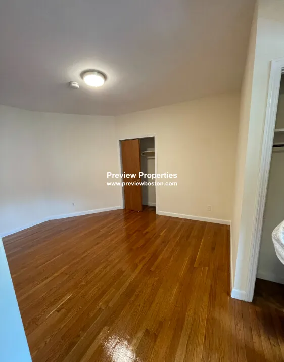 1 bed, 1 bath apartment for rent at 1315 Commonwealth Ave Unit 507P, Allston — photo 4 of 19
