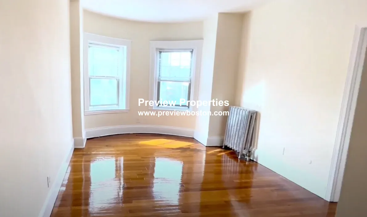 1 bed, 1 bath apartment for rent at 1315 Commonwealth Ave Unit 507P, Allston — photo 10 of 19