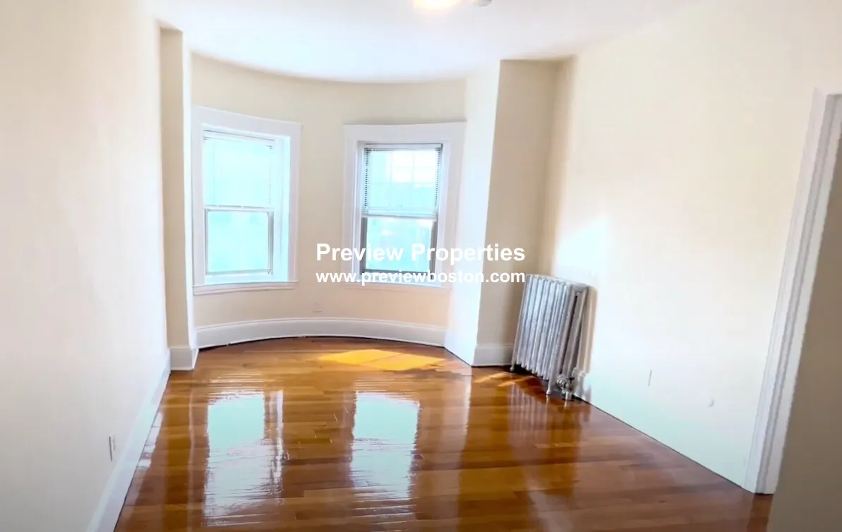 1 bed, 1 bath apartment for rent at 1315 Commonwealth Ave Unit 507P, Allston — photo 2 of 19