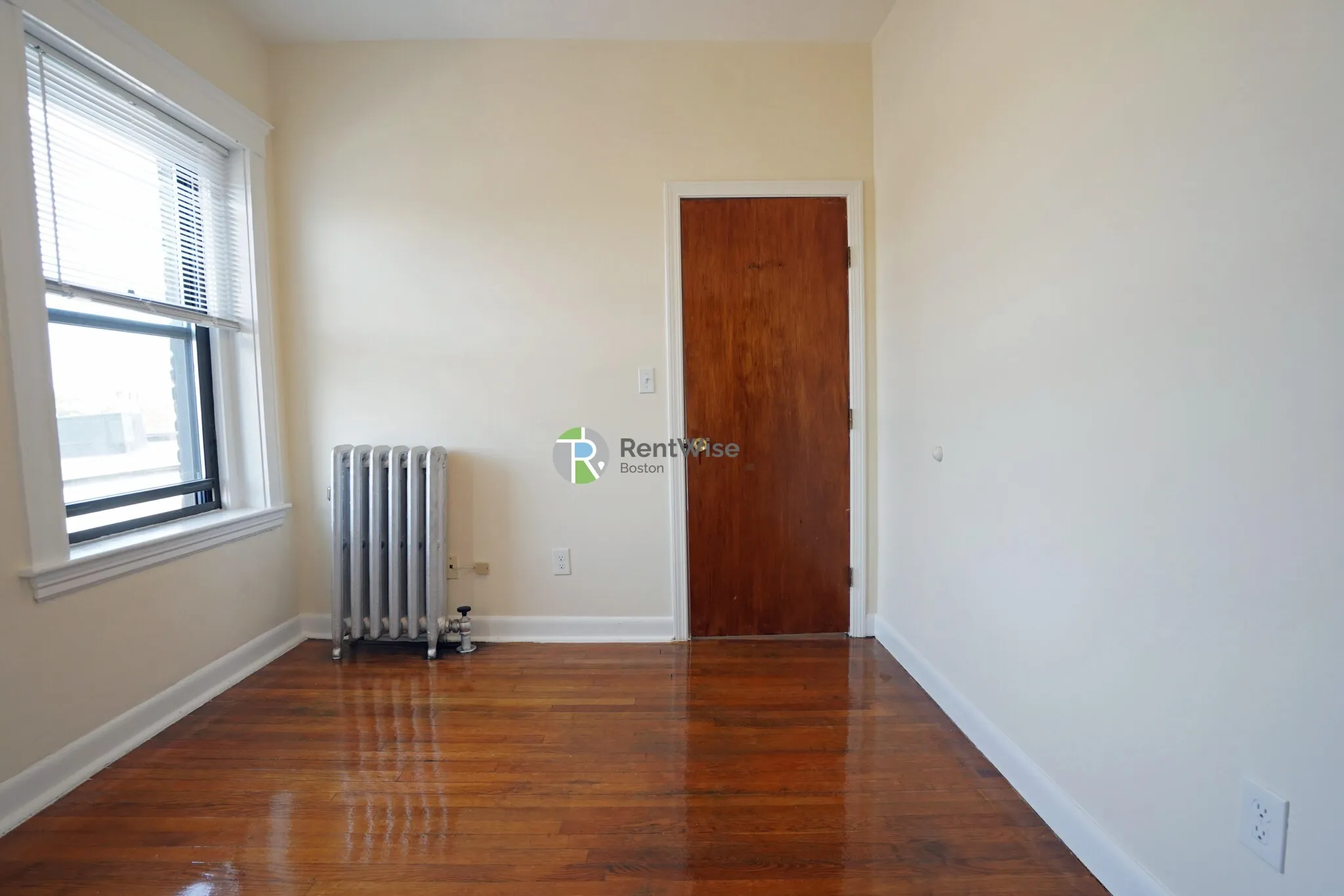 1 bed, 1 bath apartment for rent at 1315 Commonwealth Ave Unit 508, Allston — photo 8 of 13