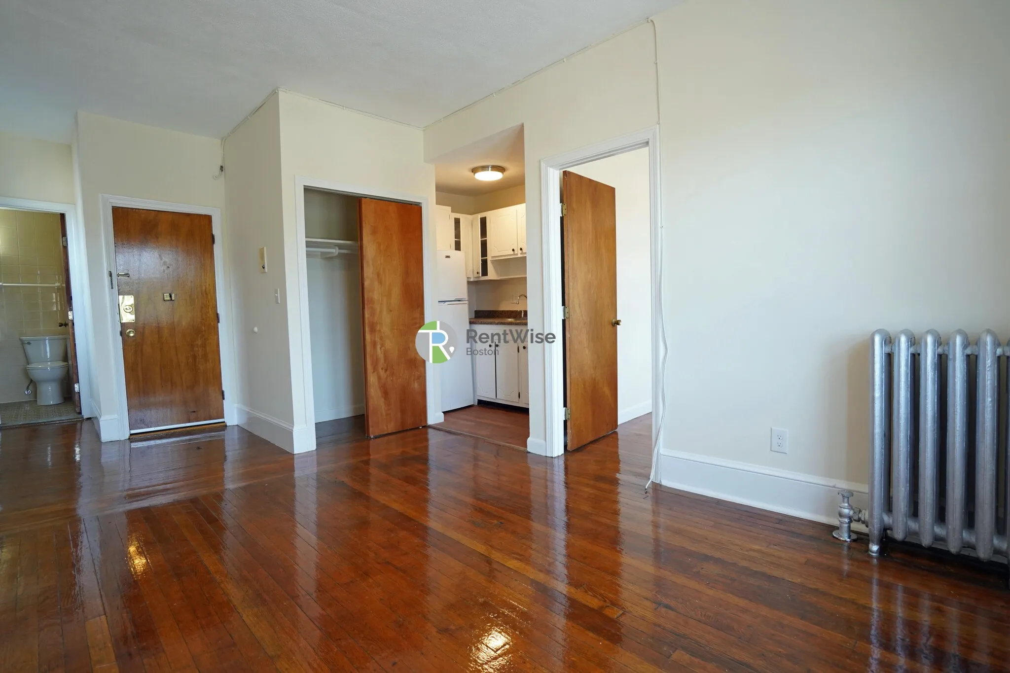1 bed, 1 bath apartment for rent at 1315 Commonwealth Ave Unit 508, Allston — photo 2 of 13