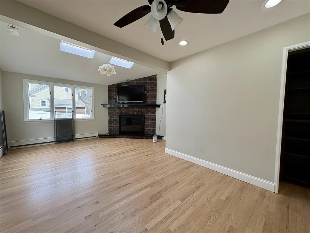 4 bed, 2 bath apartment for rent at 1318 Salem St Unit SF, Malden — photo 20 of 35