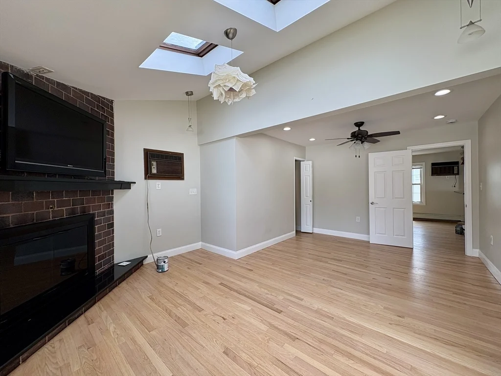 4 bed, 2 bath apartment for rent at 1318 Salem St Unit SF, Malden — photo 21 of 35