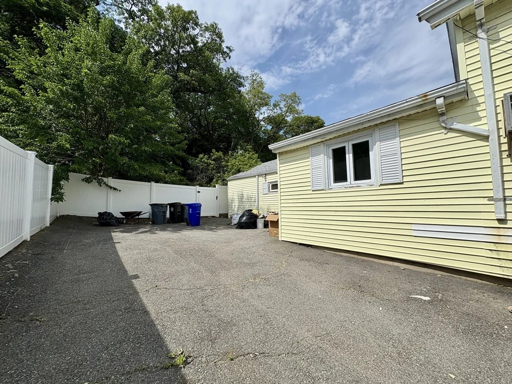 4 bed, 2 bath apartment for rent at 1318 Salem St Unit SF, Malden — photo 35 of 35