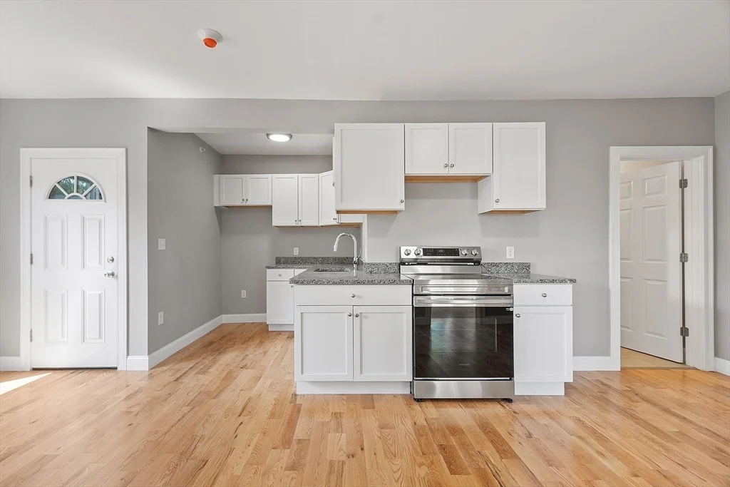 3 bed, 1 bath apartment for rent at 1319 Main St Unit 2, Worcester — photo 17 of 21