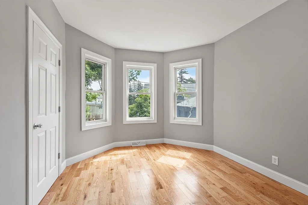 3 bed, 1 bath apartment for rent at 1319 Main St Unit 6, Worcester — photo 21 of 21